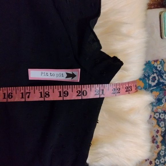 Royal Matrix (L) Polkadot Maxi with Crochet Applique Detailing - Picture 5 of 8